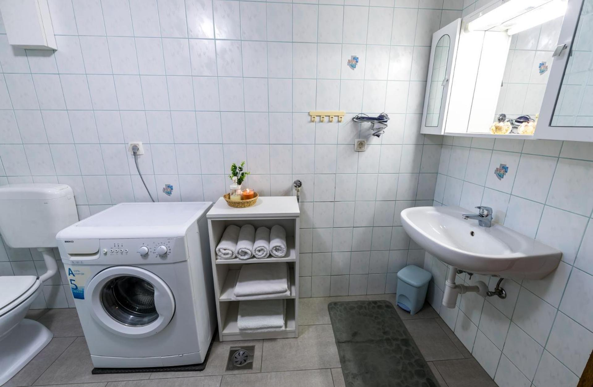 Zimzeleni Apartments Zrece Ngoại thất bức ảnh